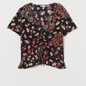 H&M floral blouse size 4